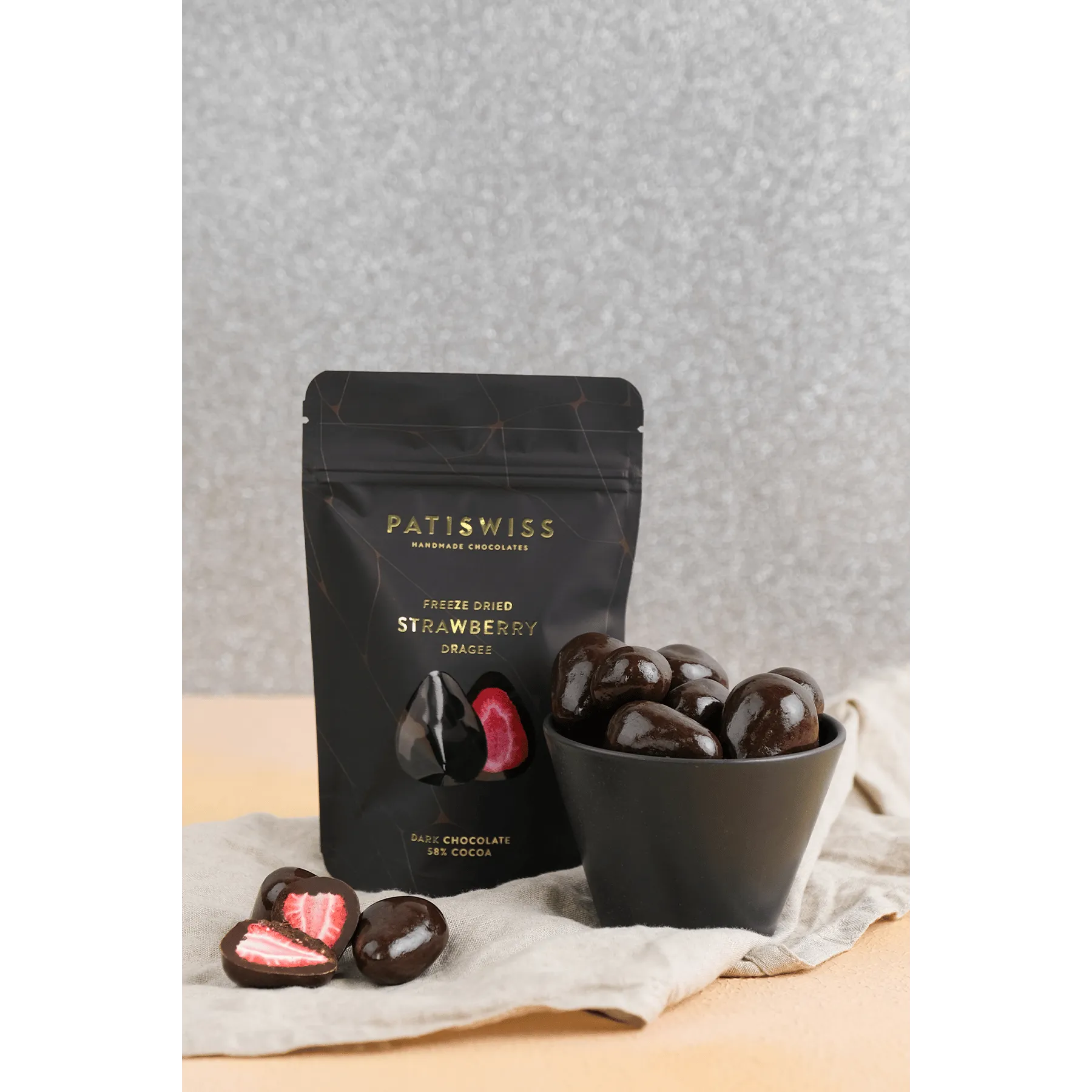 Patiswiss Freeze Dried Strawberry Covered with Dark Chocolate 80g
